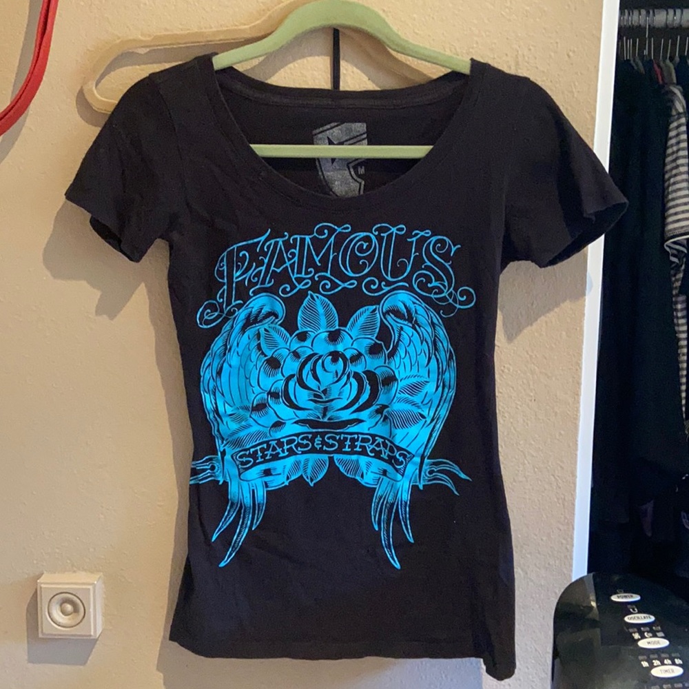 Famous stars and straps shirt medium